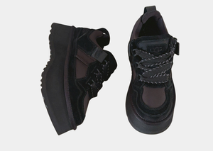 UGG Astromel