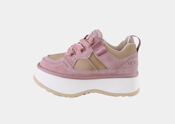 UGG Astromel