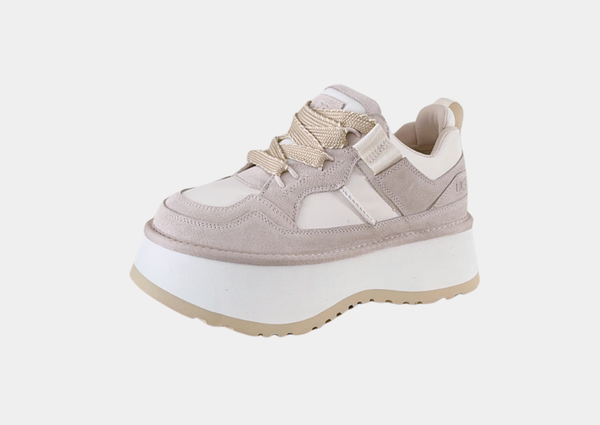 UGG Astromel