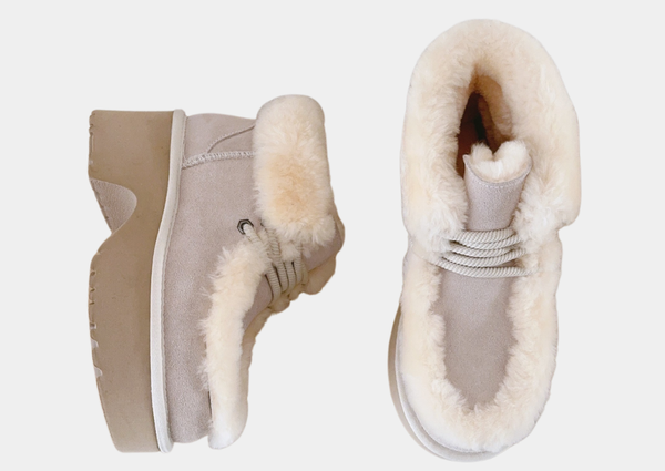 UGG Classic Esmee Lace Up Boot